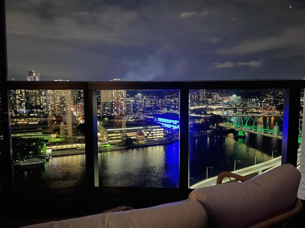 Brisbane Riverfront Oasis 2Bed Panoramic Riverview Luaran gambar