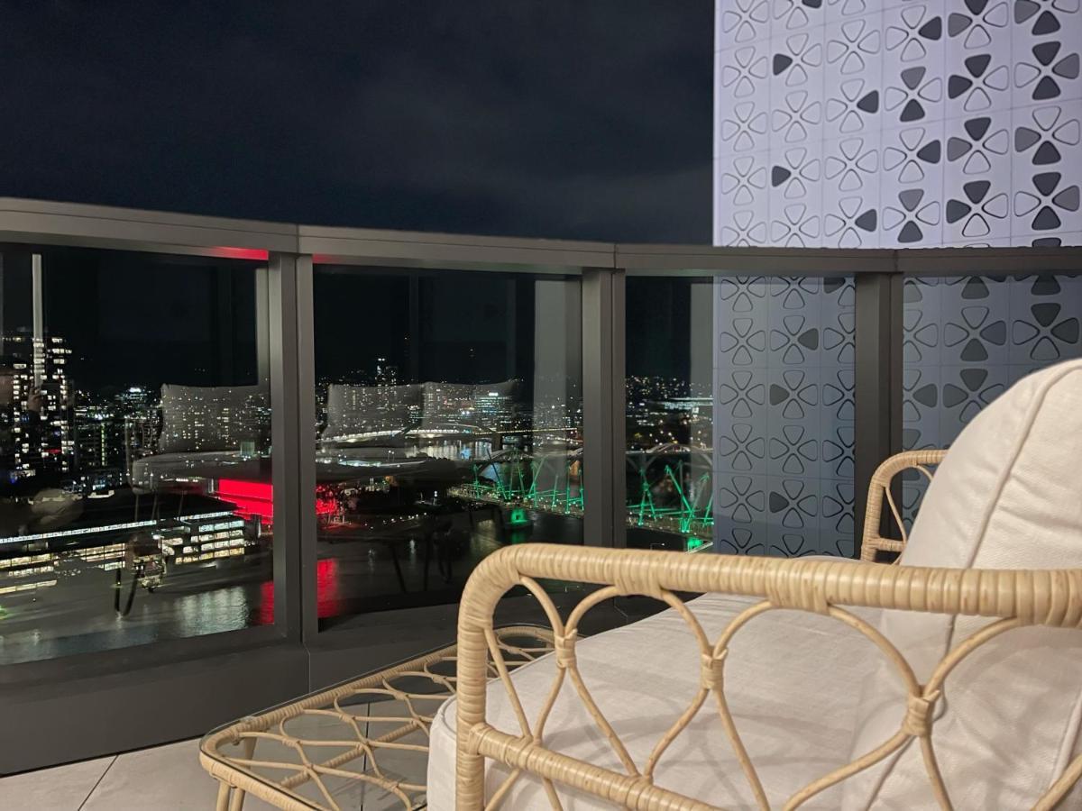 Brisbane Riverfront Oasis 2Bed Panoramic Riverview Luaran gambar
